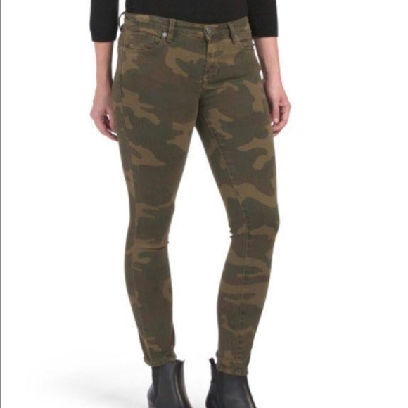 Blank NYC  Camouflage Crop Mid Rise Skinny Jeans Size 26 - Picture 1 of 9